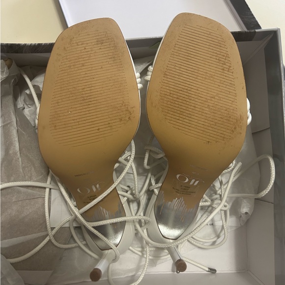 JLO Frina by Jennifer Lopez heel sandals white - Picture 9 of 9